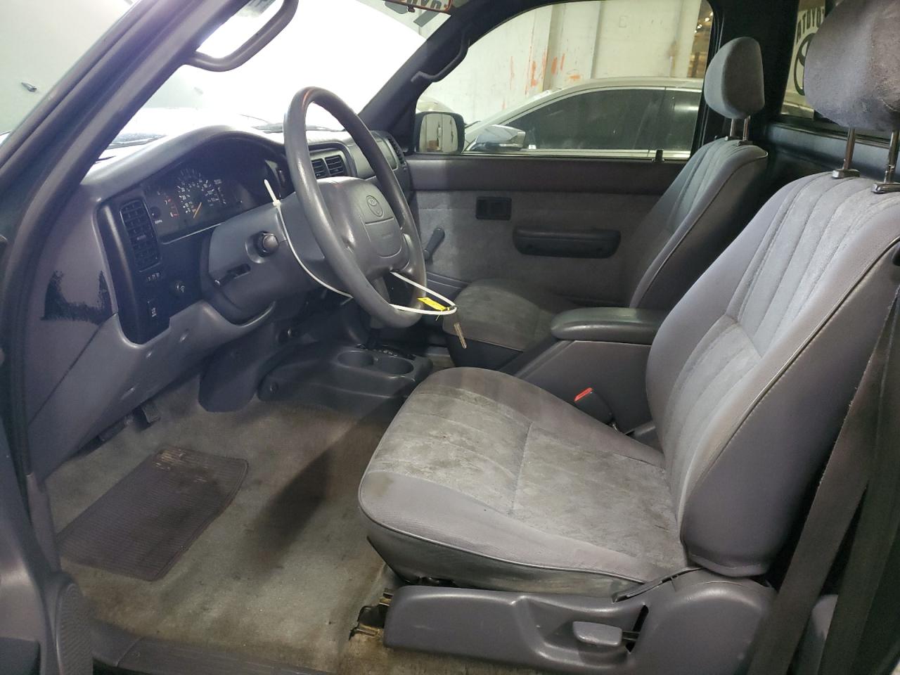 2000 Toyota Tacoma - Image 7