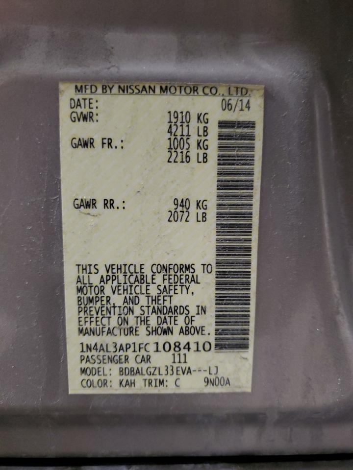 2015 Nissan Altima - Image 12