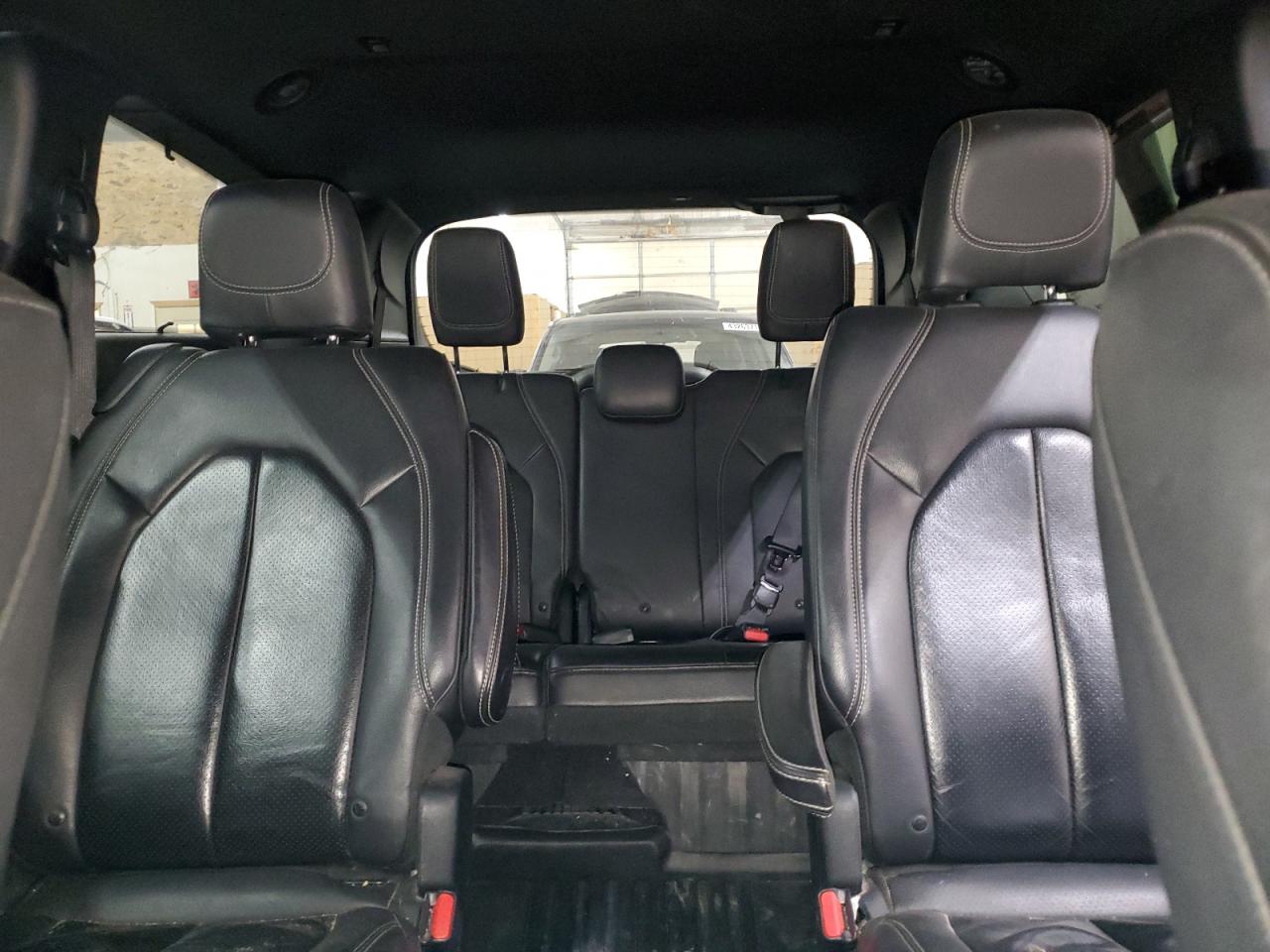 2018 Chrysler Pacifica - Image 10