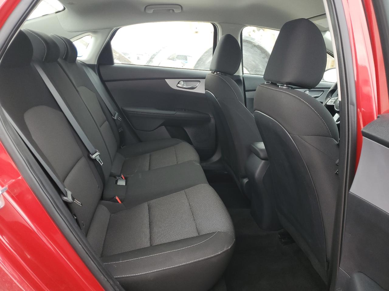 2024 Kia Forte - Image 10
