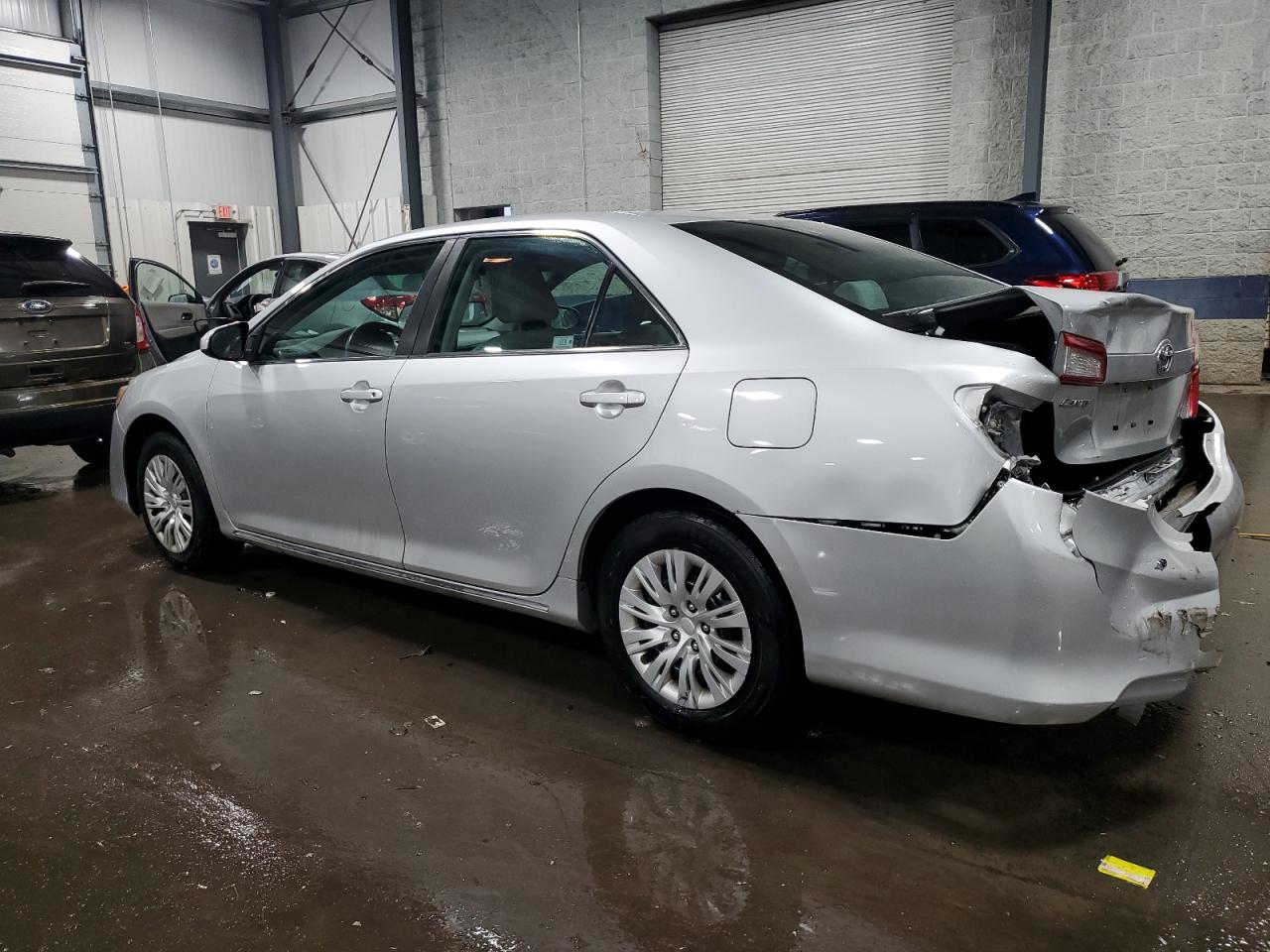 2014 Toyota Camry - Image 2