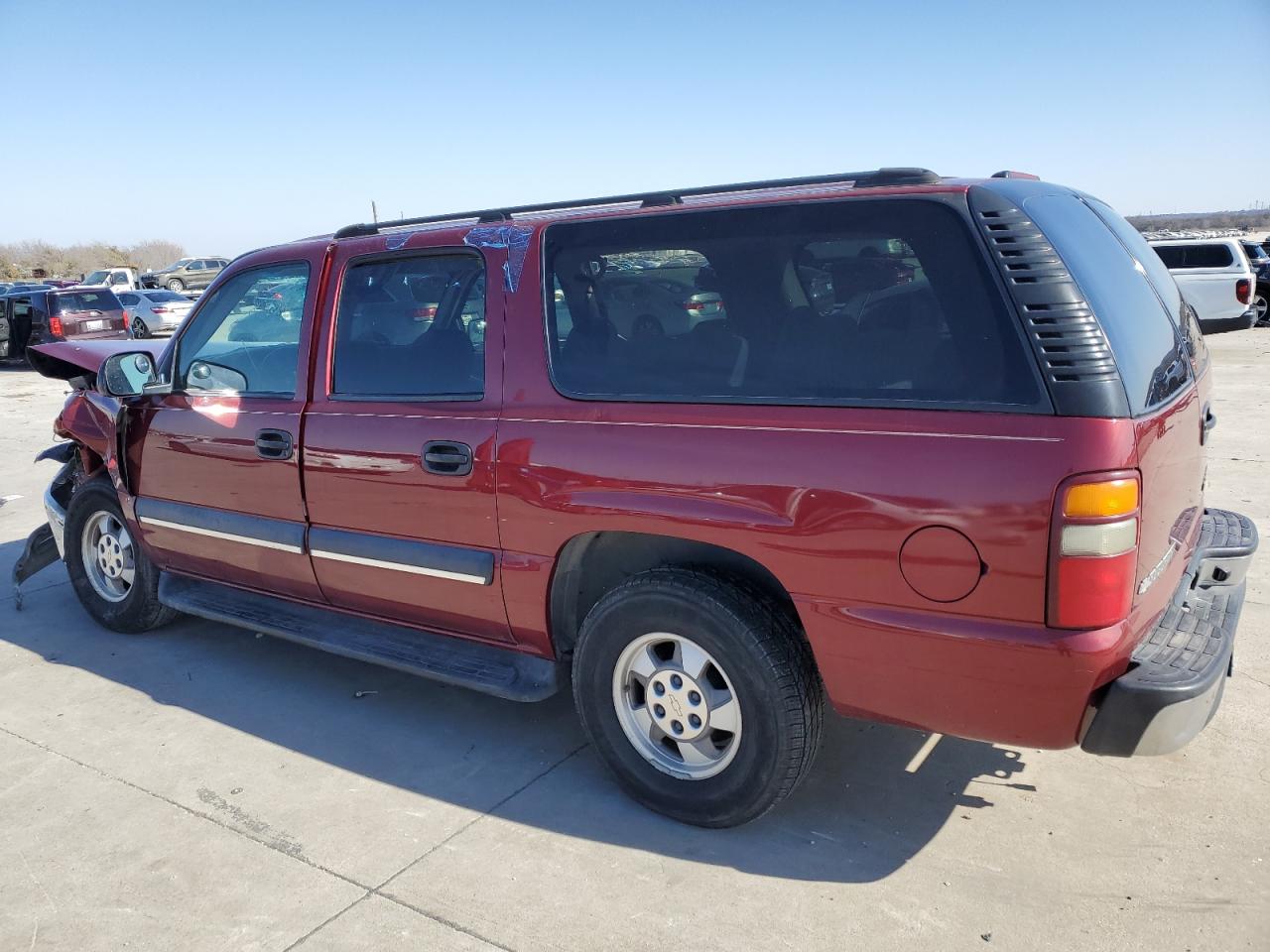 2003 Chevrolet Suburban - Image 2