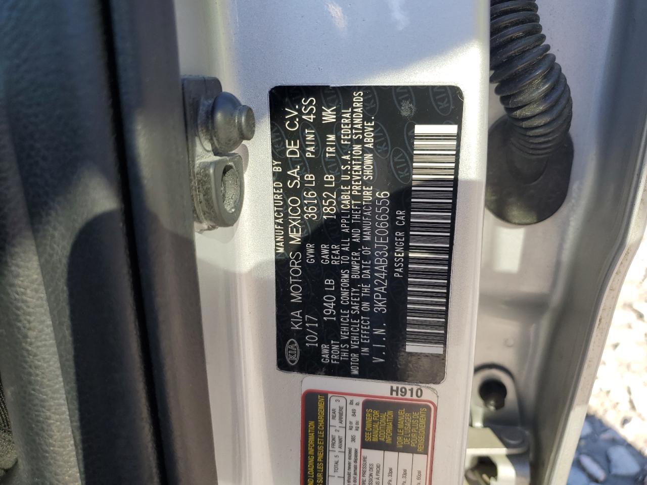 2018 Kia Rio - Image 12
