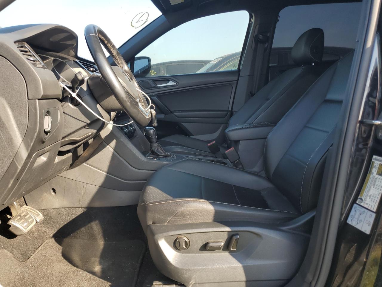 2021 Volkswagen Tiguan - Image 7