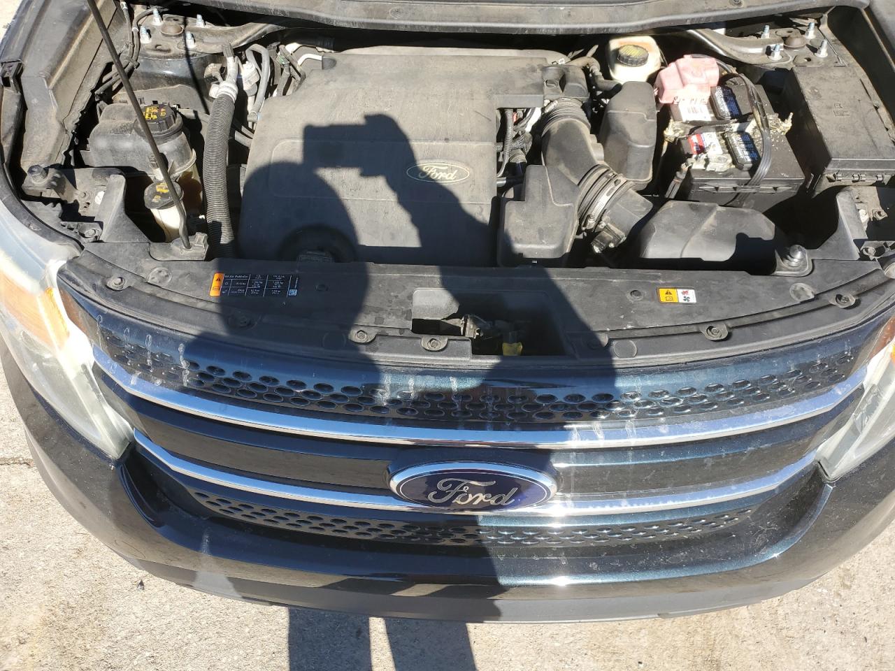 2014 Ford Explorer - Image 12