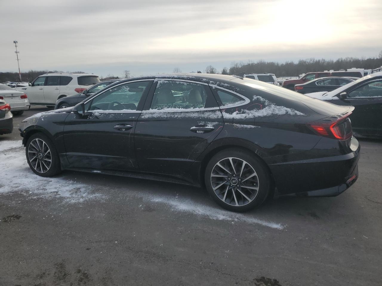 2022 Hyundai Sonata - Image 2