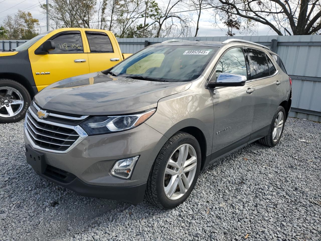 2019 Chevrolet Equinox - Image 1