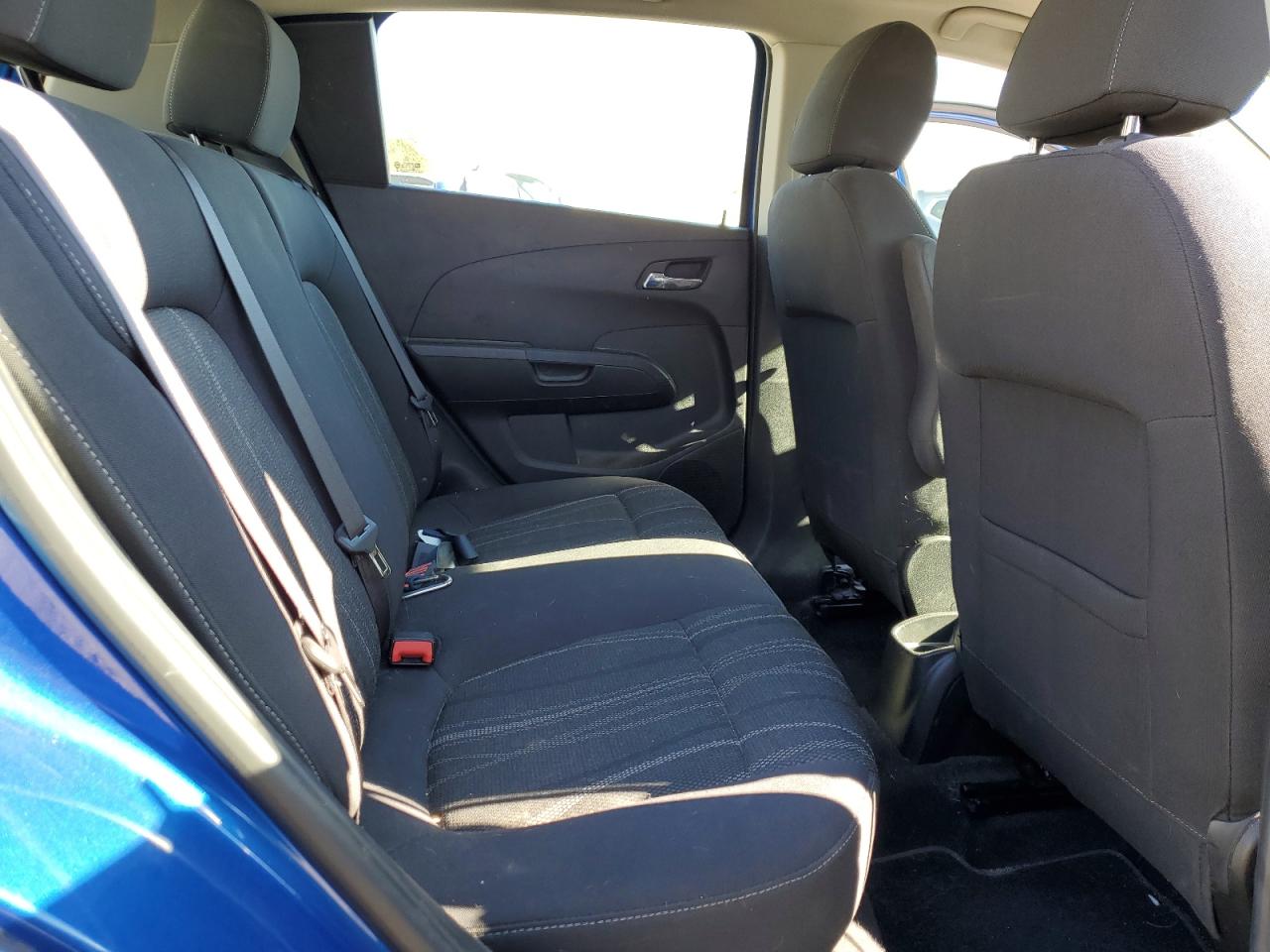 2016 Chevrolet Sonic - Image 10