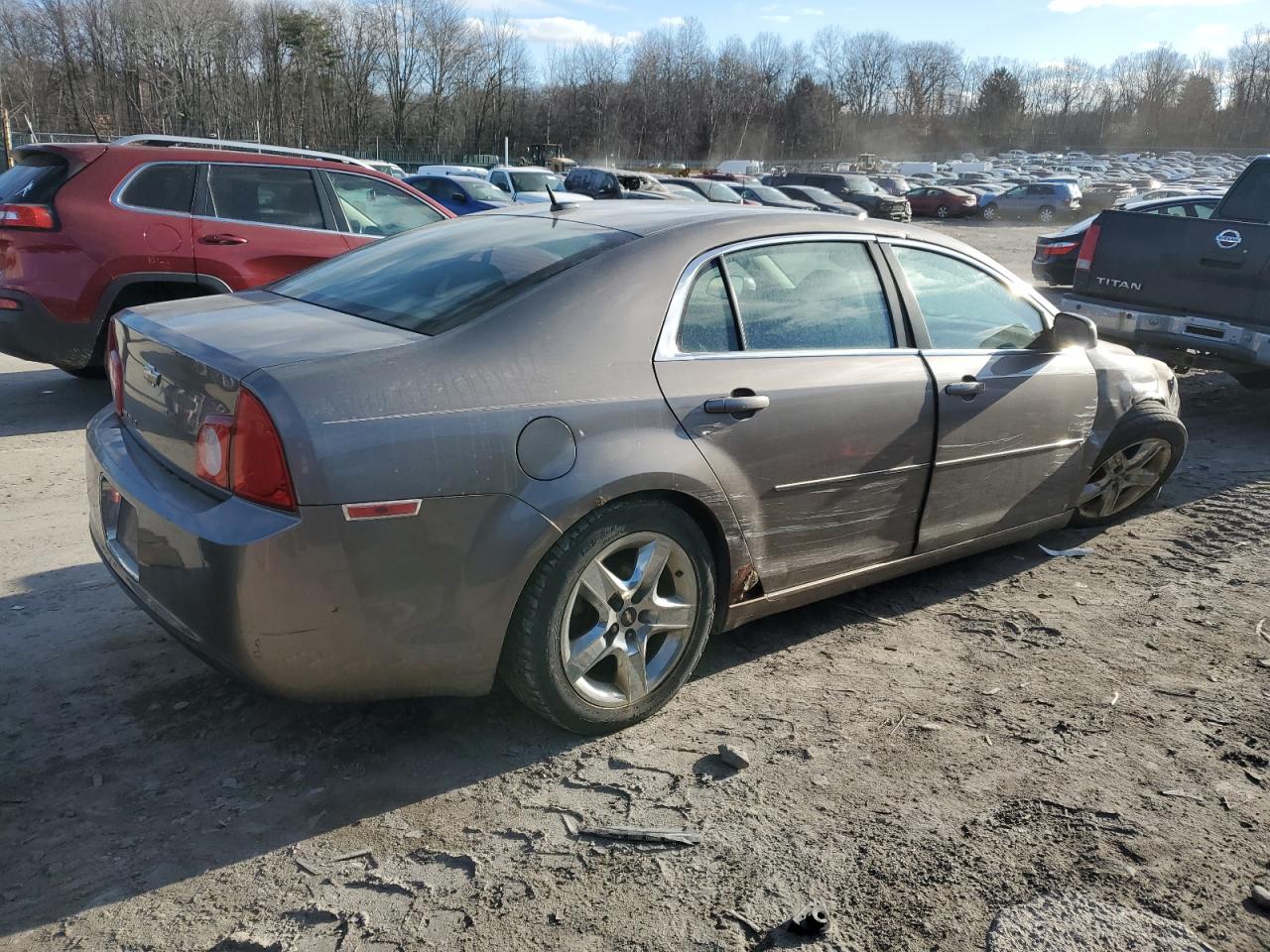 2010 Chevrolet Malibu - Image 3