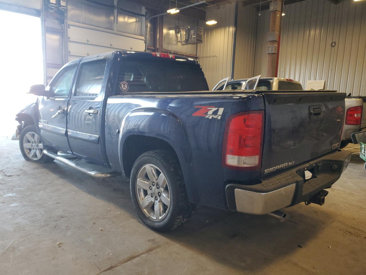 2012 GMC Sierra - Image 2
