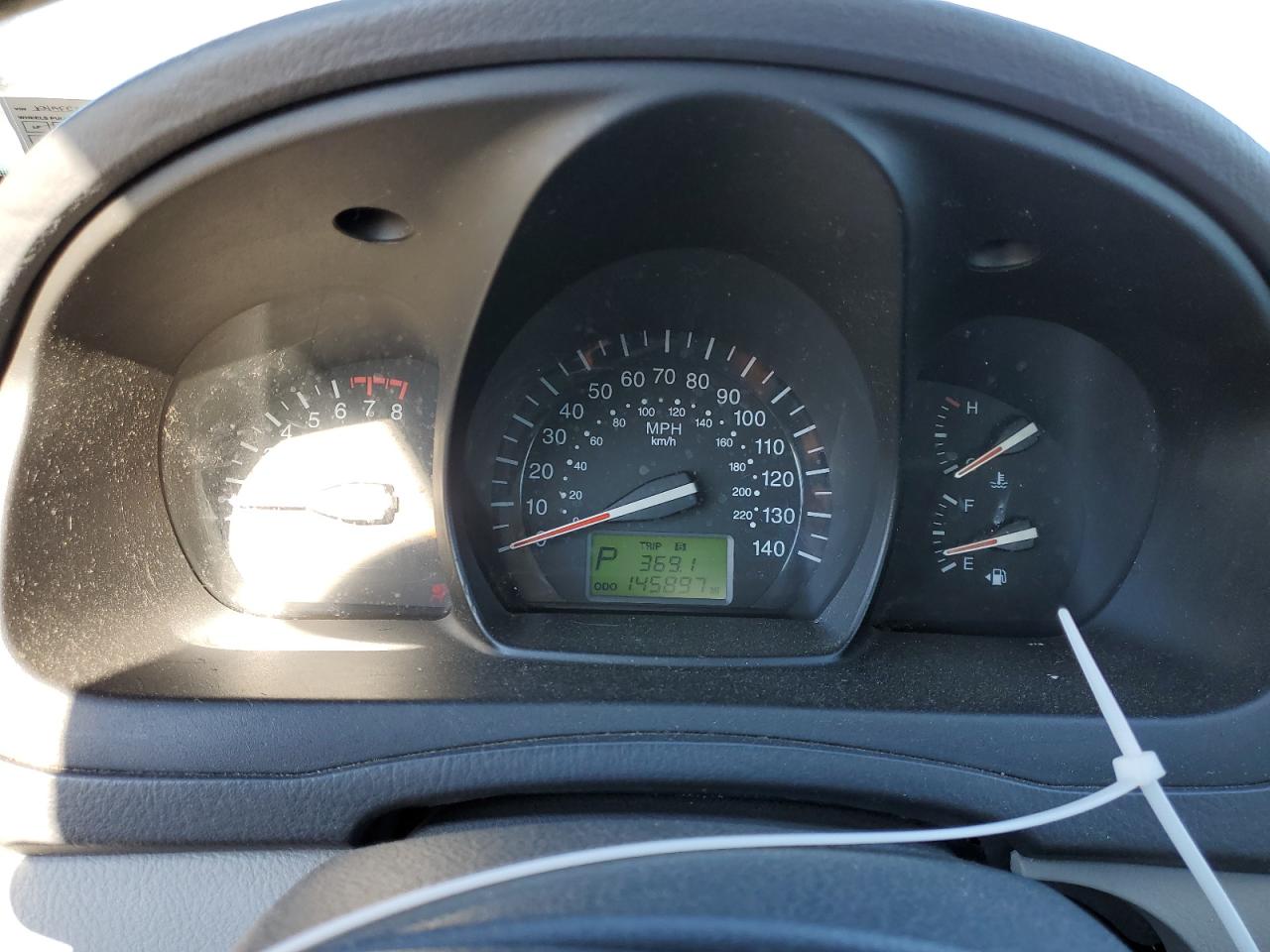 2009 Kia Spectra - Image 9