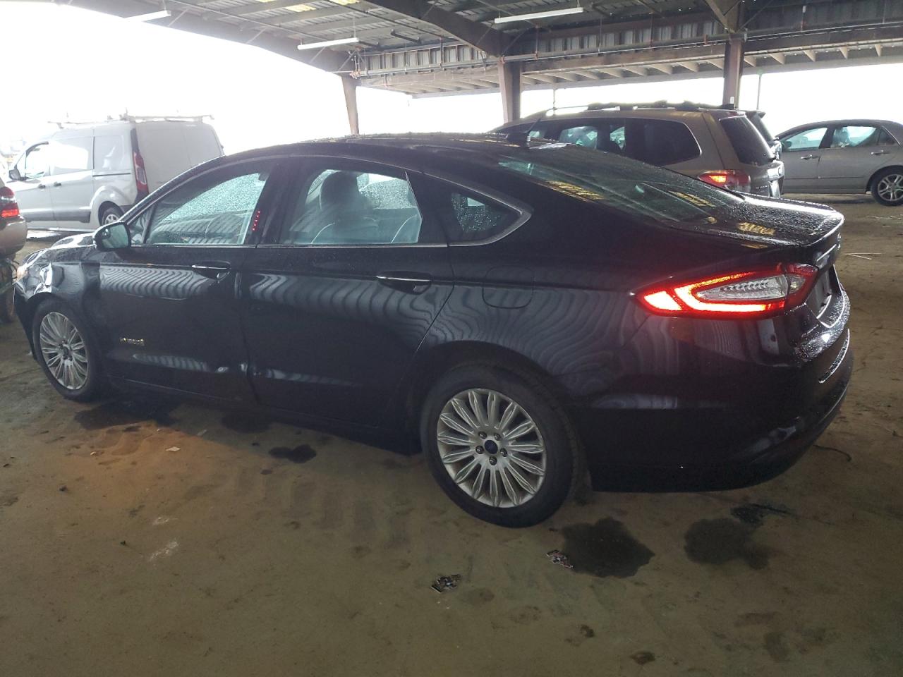 2015 Ford Fusion - Image 2