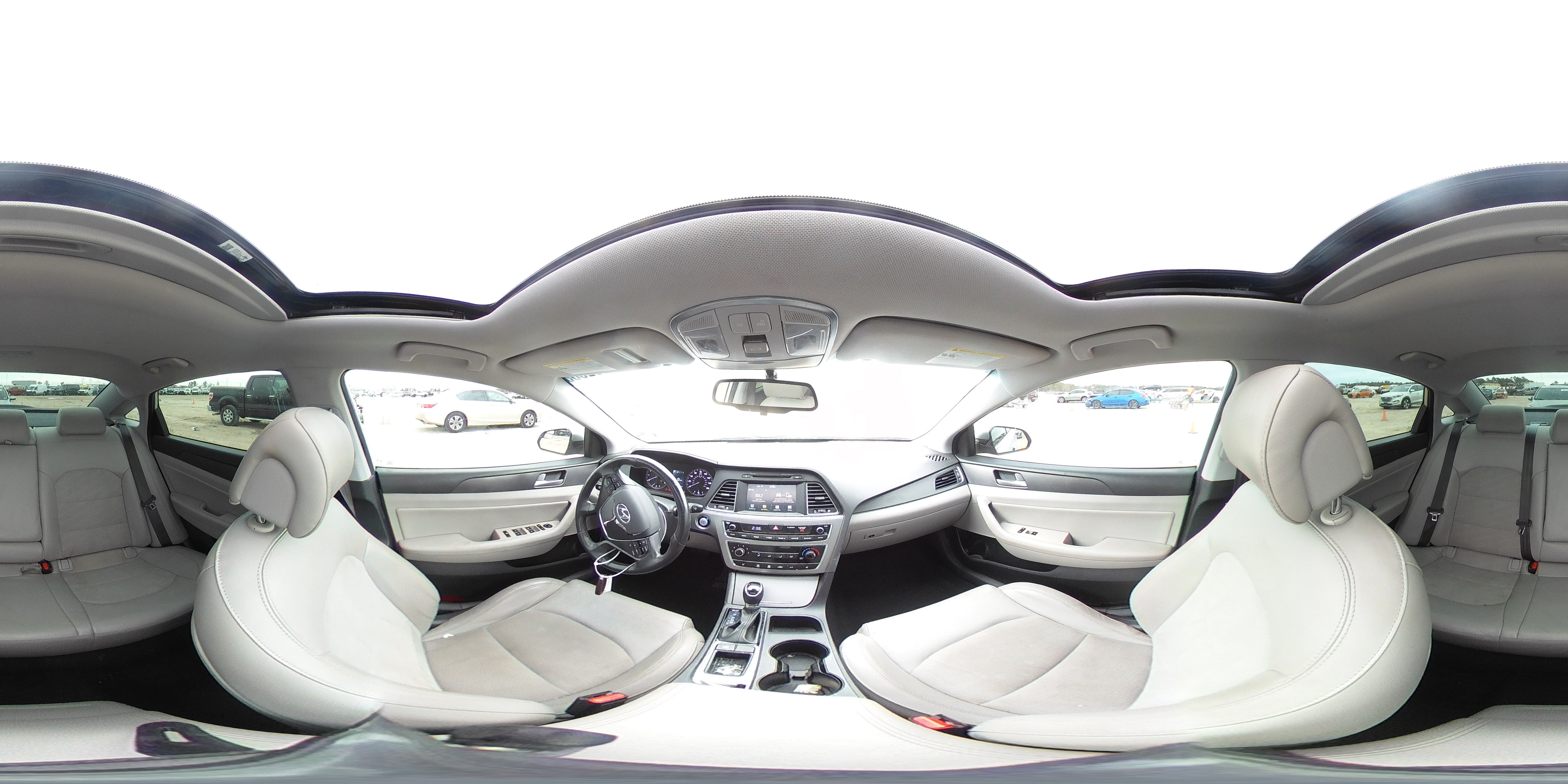 2017 Hyundai Sonata - Image 13