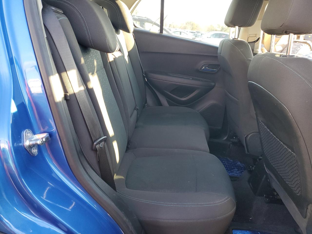 2015 Chevrolet Trax Ls VIN: KL7CJKSB3FB115304 Lot: 88740055