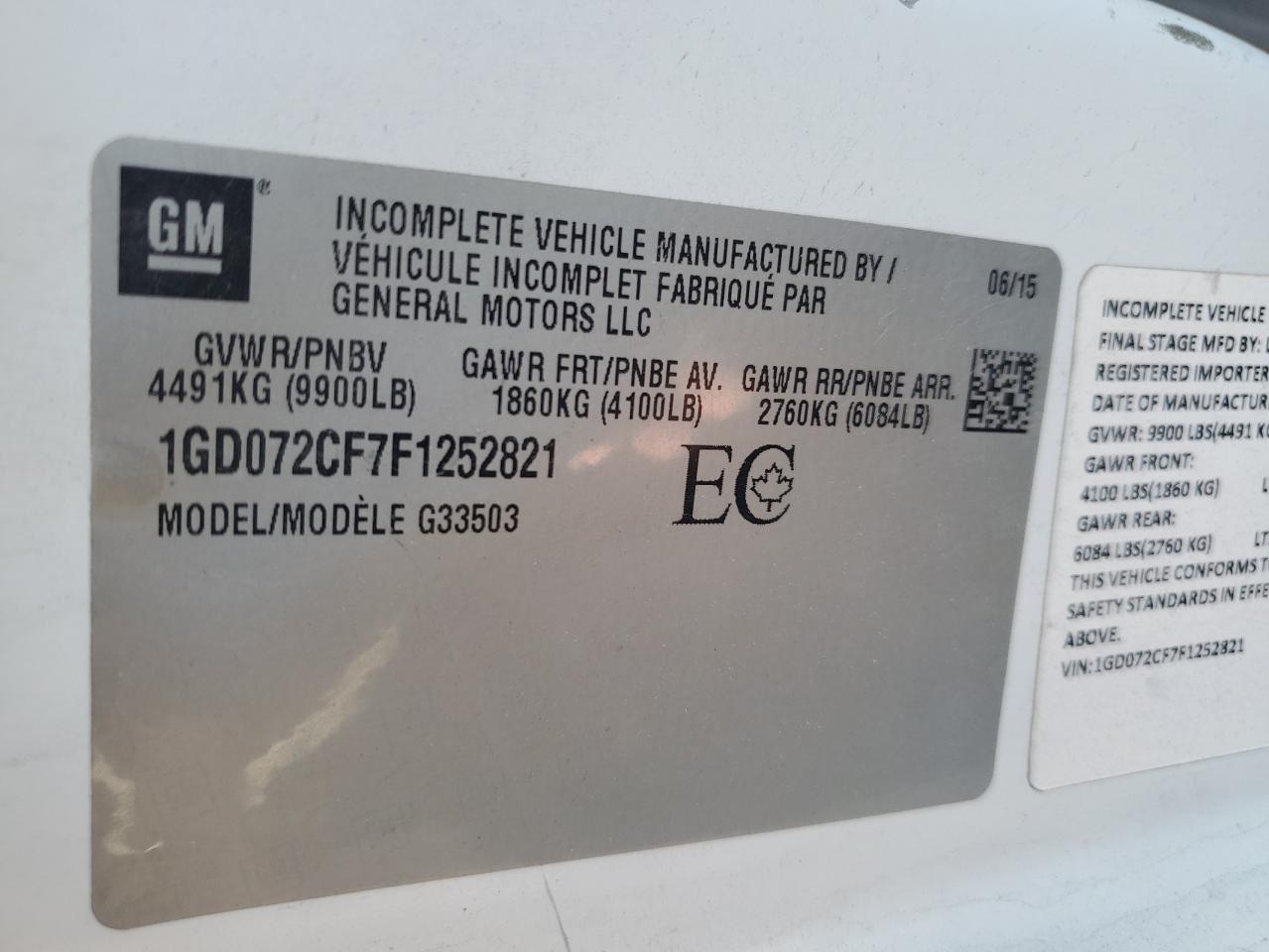 2015 GMC Savana - Image 13