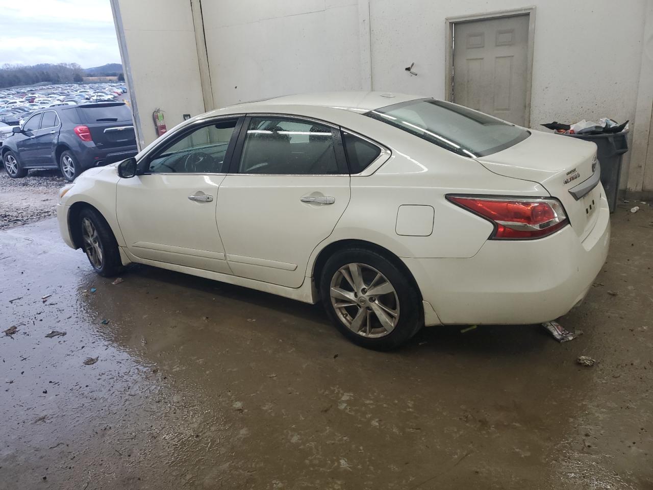 2014 Nissan Altima - Image 2