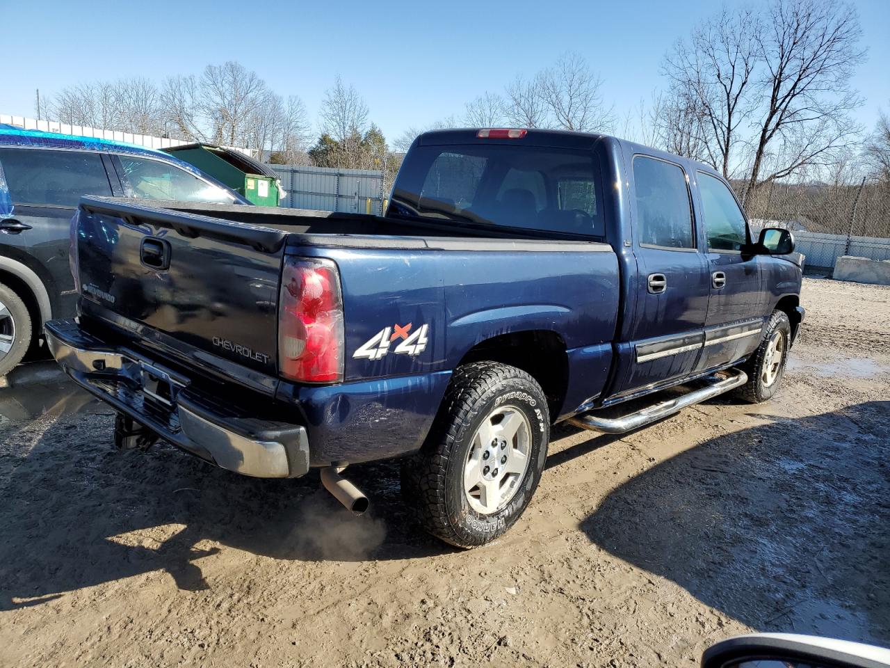 2005 Chevrolet Silverado - Image 3