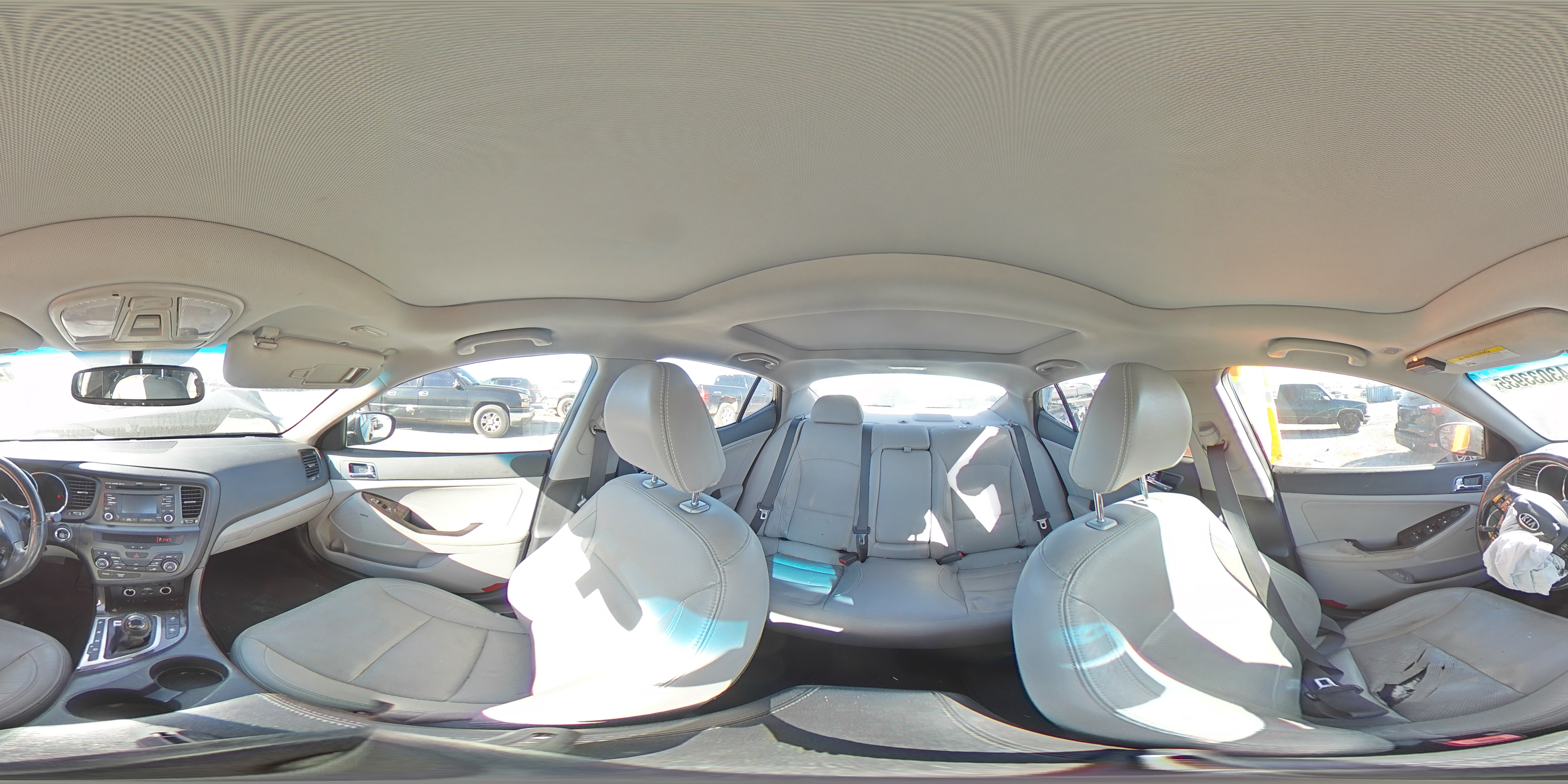 2012 Kia Optima - Image 12