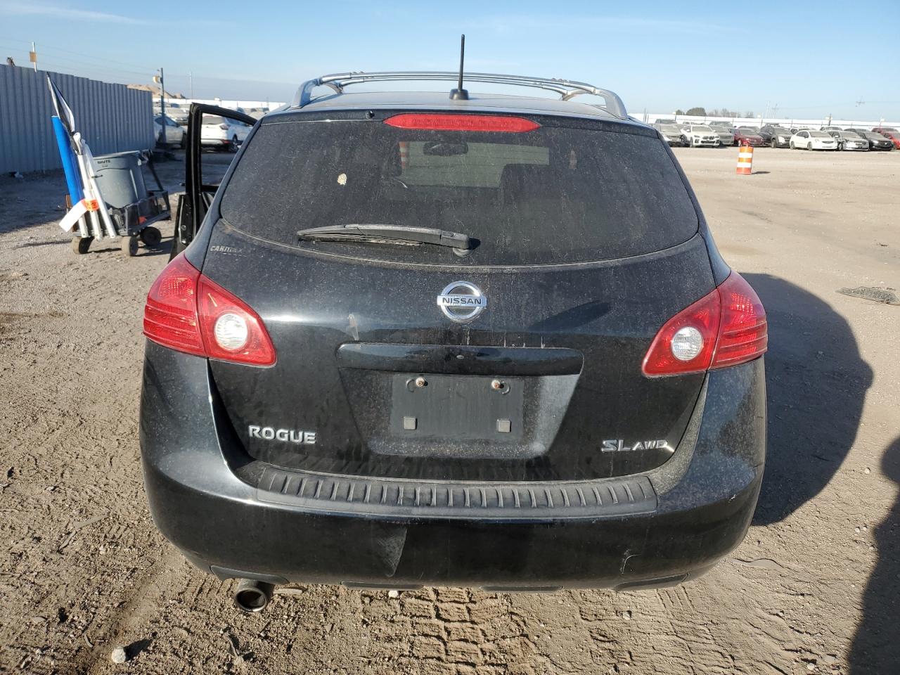 2010 Nissan Rogue - Image 6