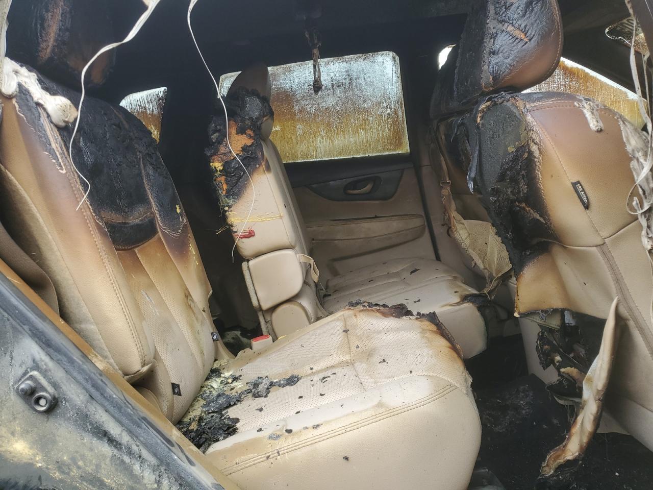 2019 Nissan Rogue - Image 12