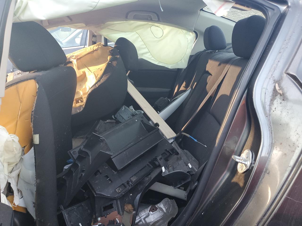 2011 Mazda 3 I VIN: JM1BL1VG9B1377581 Lot: 42409575