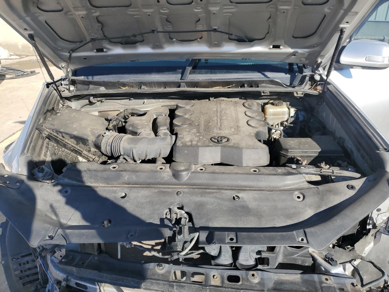 2011 Toyota 4Runner - Image 12