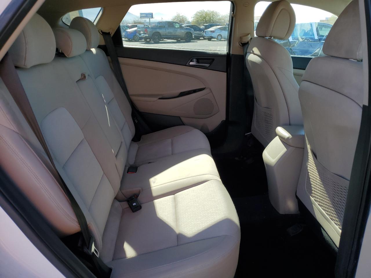 2016 Hyundai Tucson - Image 11