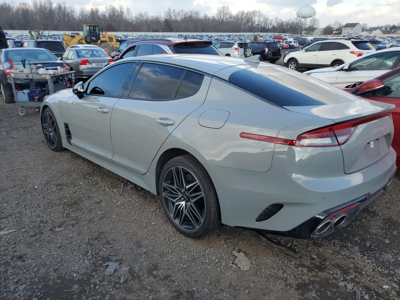 2023 Kia Stinger - Image 2