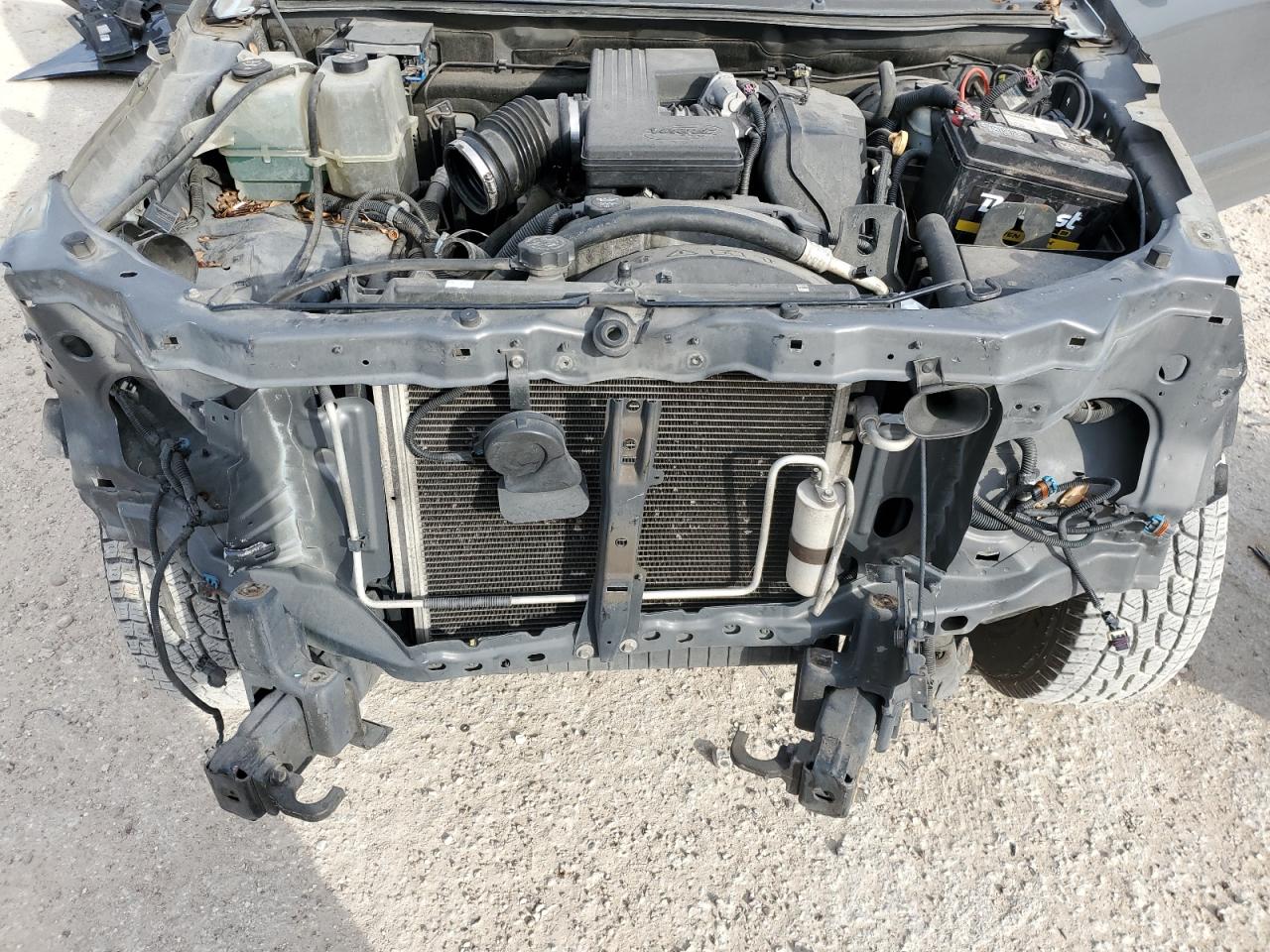 2009 Chevrolet Colorado - Image 11