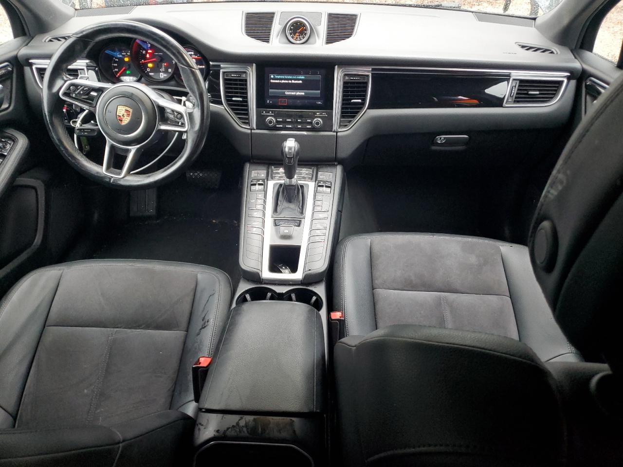 2017 Porsche Macan - Image 8