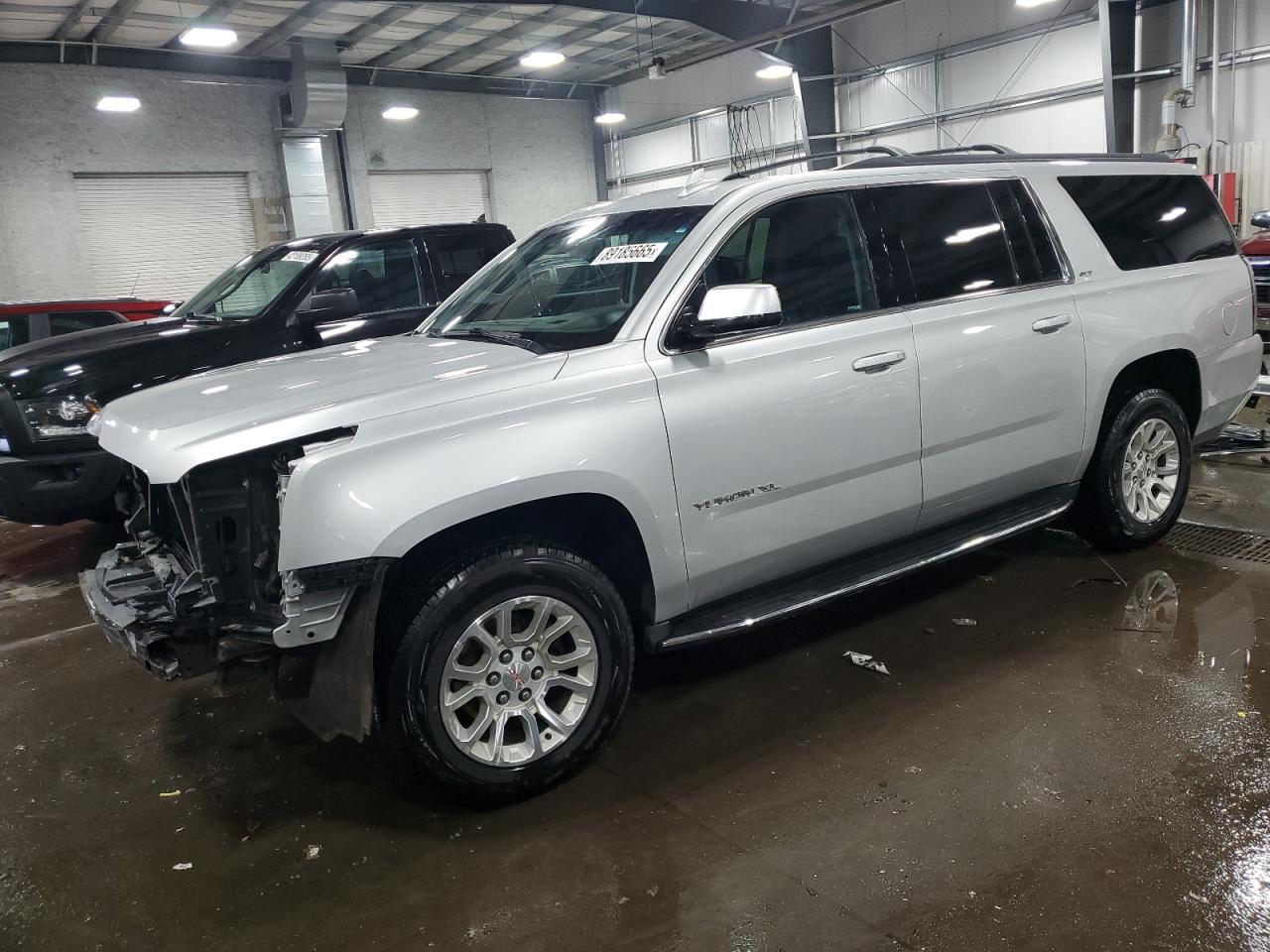 2019 Gmc Yukon Xl K1500 Slt for Sale in Ham Lake, MN - Front End