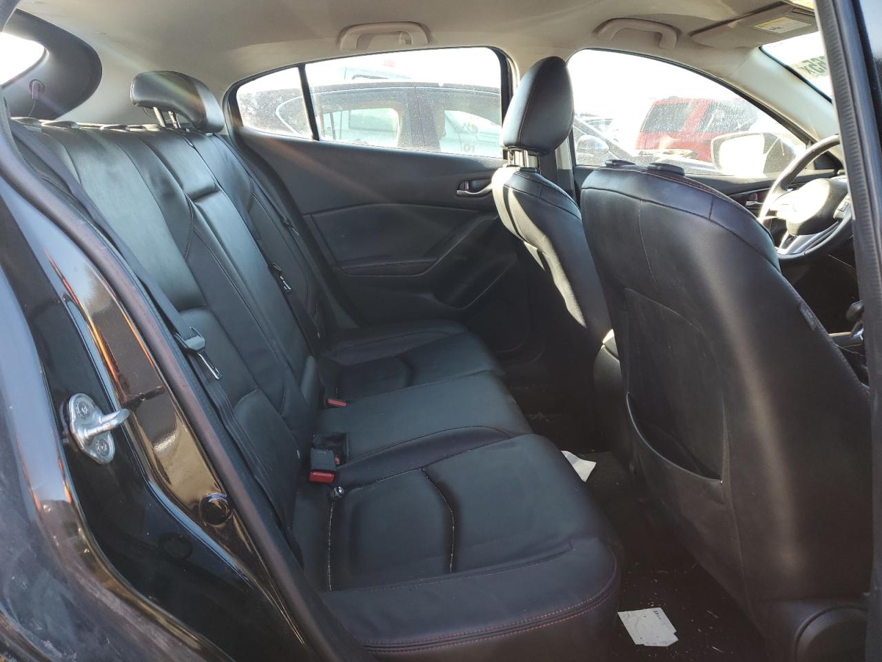 2014 Mazda 3 - Image 10