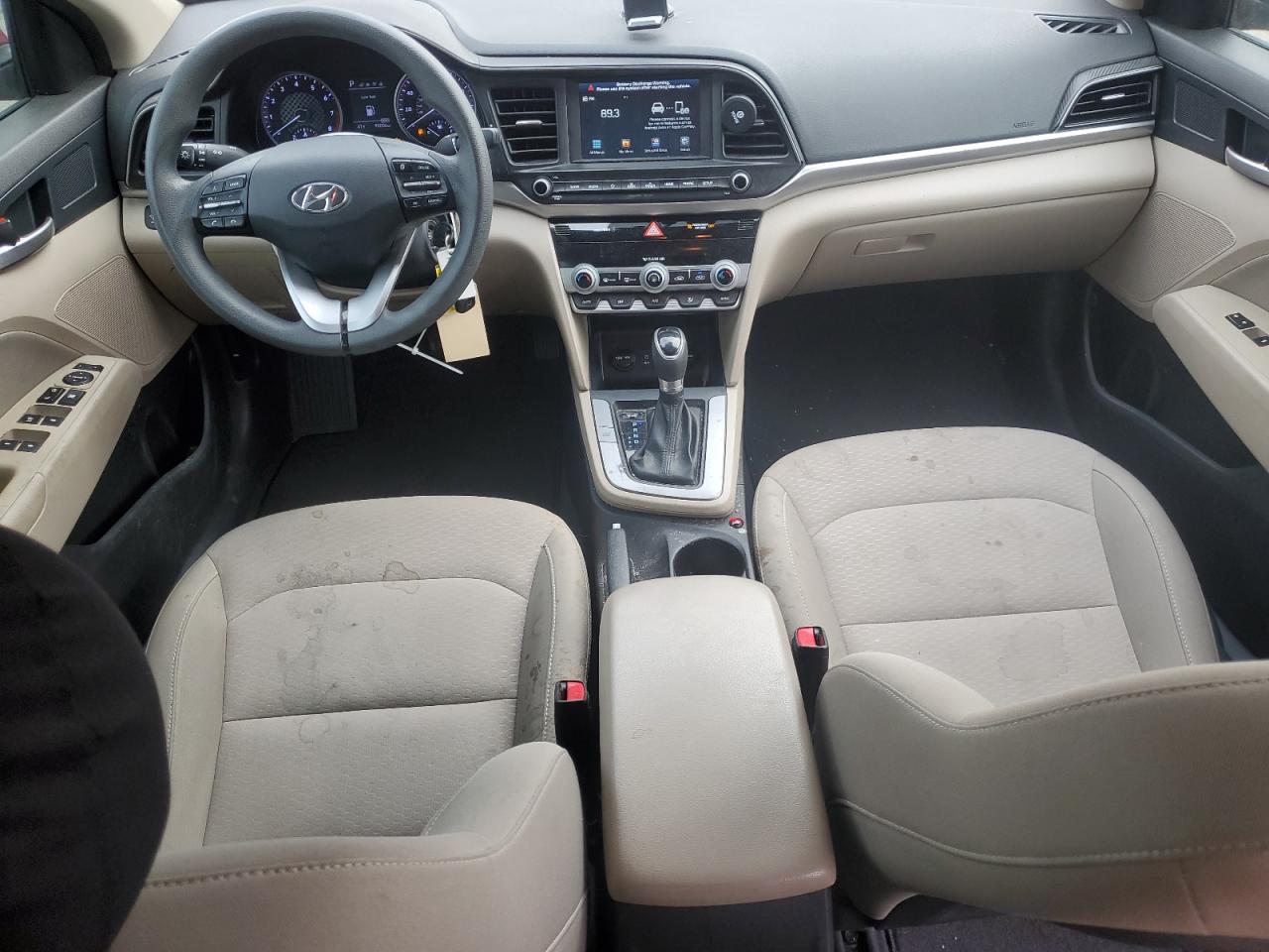 2020 Hyundai Elantra - Image 8