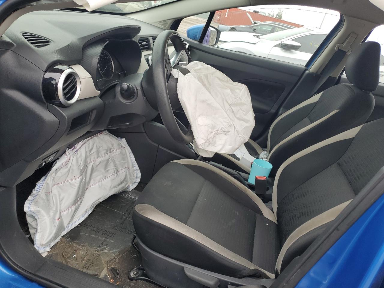 2021 Nissan Versa - Image 7