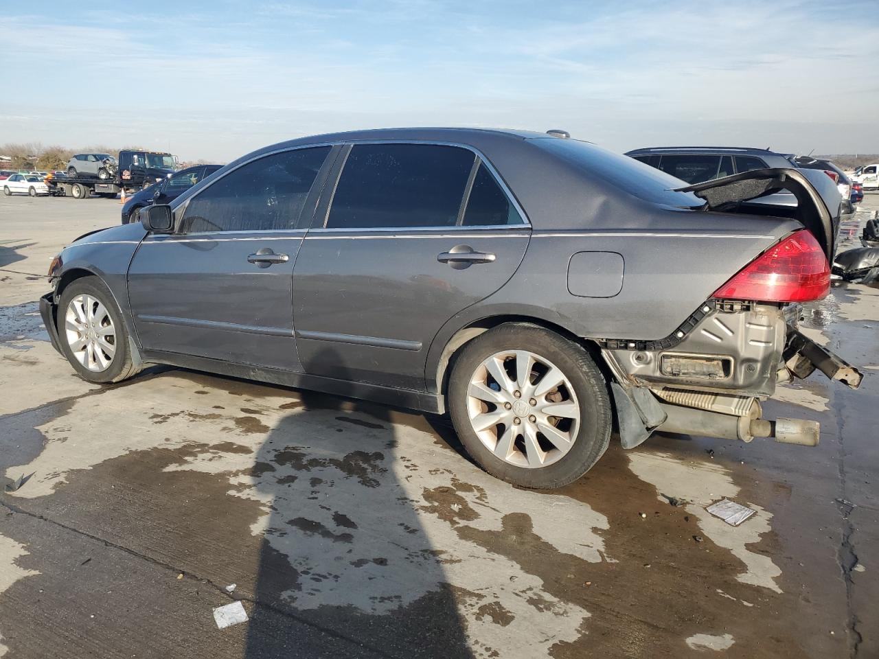 2006 Honda Accord - Image 2