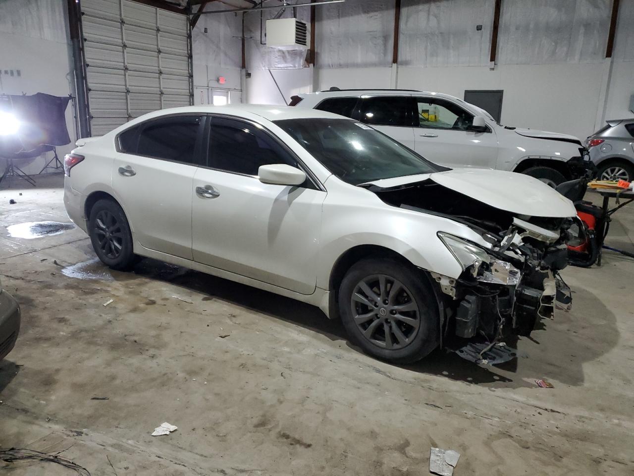 2015 Nissan Altima - Image 4
