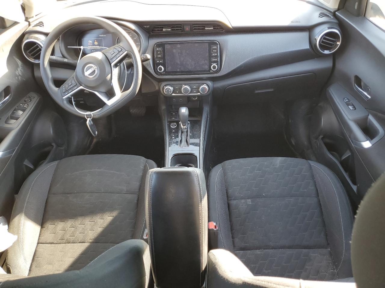 2024 Nissan Kicks - Image 8