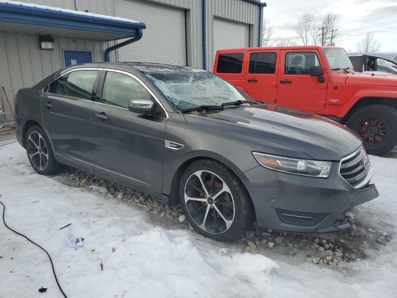 2015 Ford Taurus - Image 4