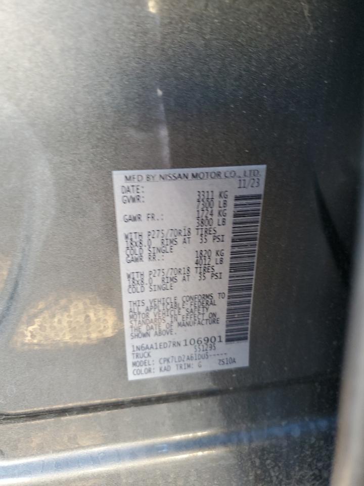 2024 Nissan Titan - Image 12