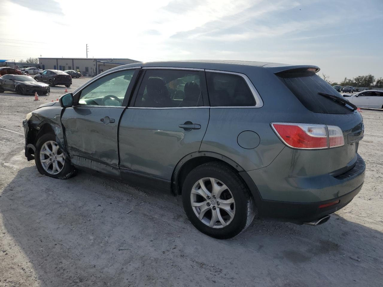 2011 Mazda CX-9 - Image 2