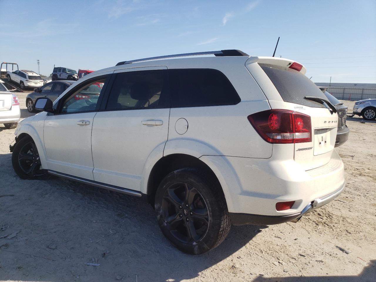 2019 Dodge Journey - Image 2