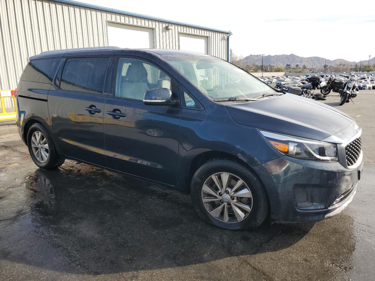2016 Kia Sedona - Image 4