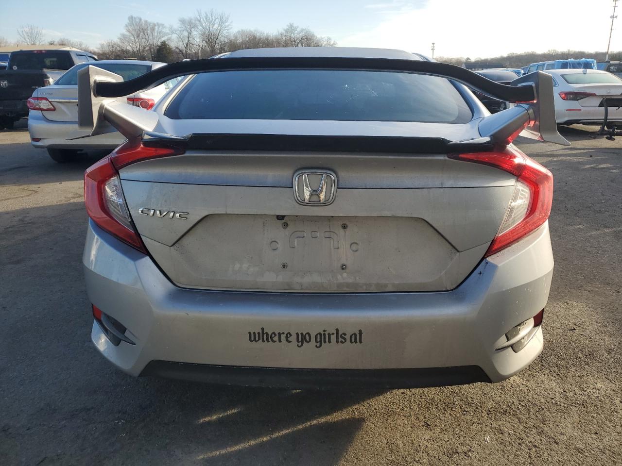 2018 Honda Civic - Image 6