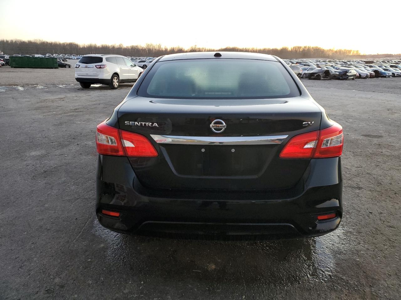 2017 Nissan Sentra - Image 6