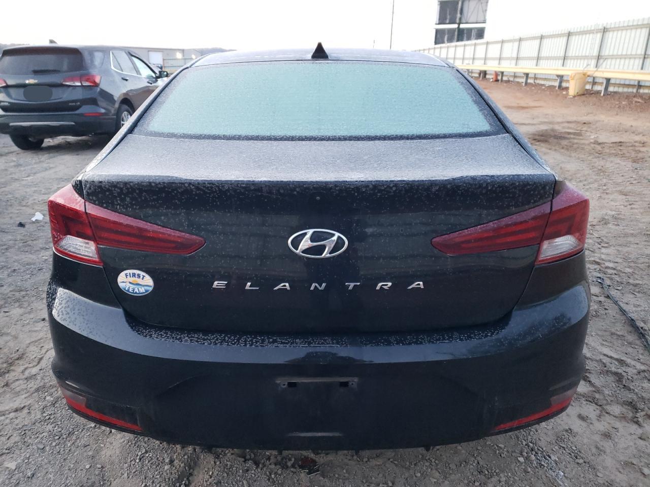 2020 Hyundai Elantra - Image 6