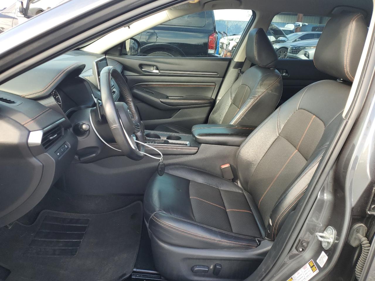 2021 Nissan Altima - Image 7