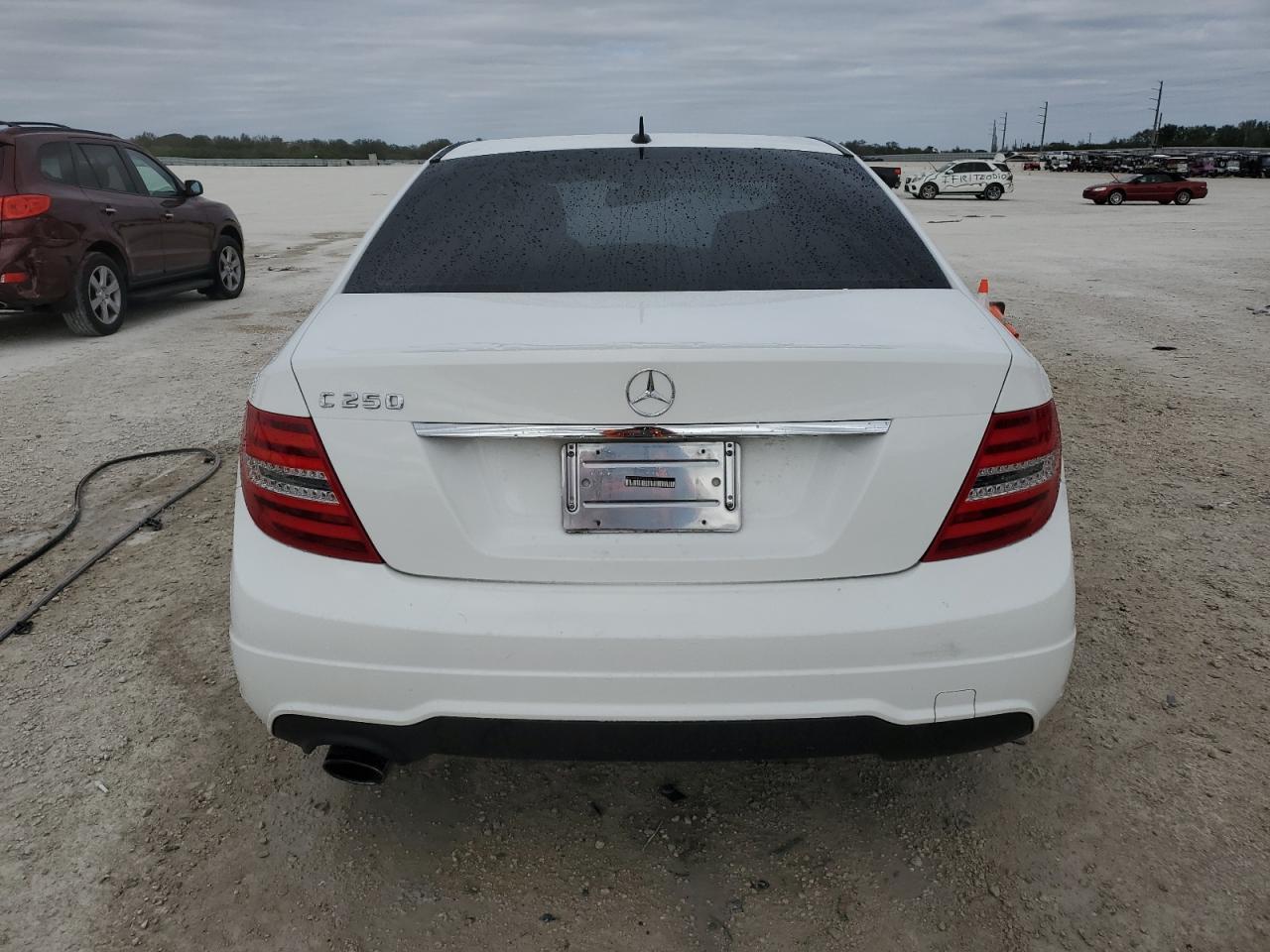 VIN WDDGF4HB9ER311591 2014 MERCEDES-BENZ C-CLASS no.6