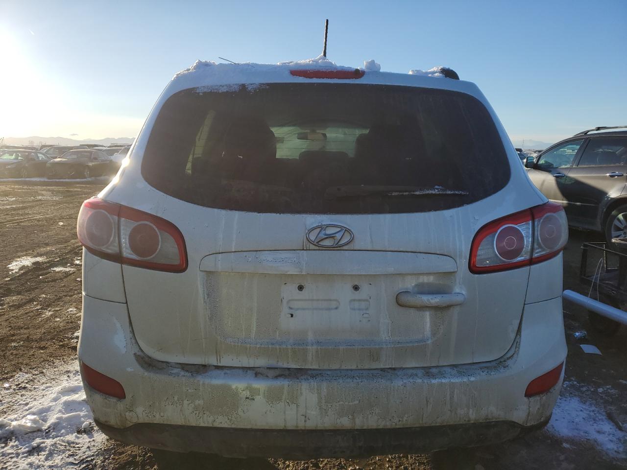 2012 Hyundai Santa Fe - Image 6