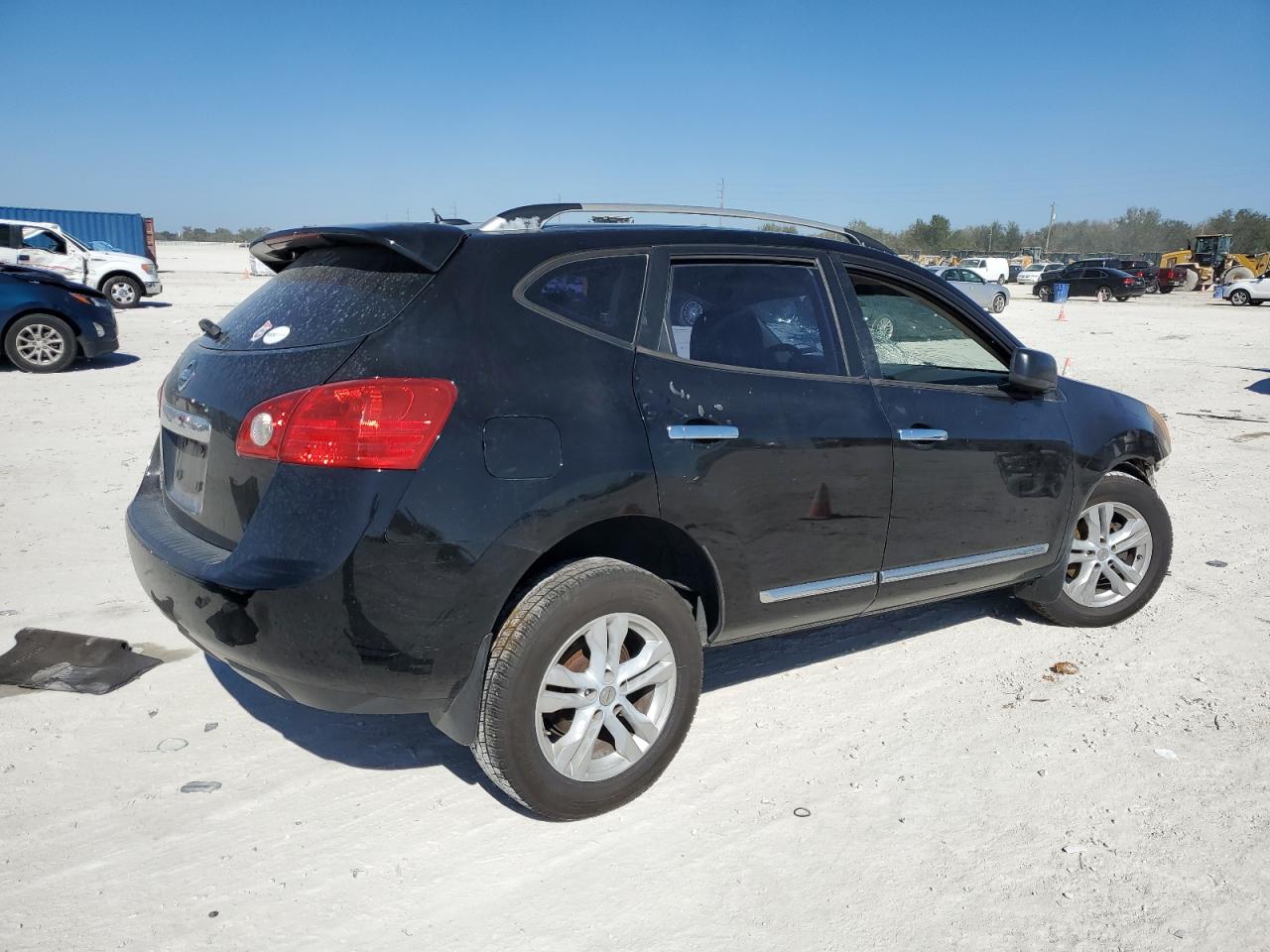 2014 Nissan Rogue - Image 3