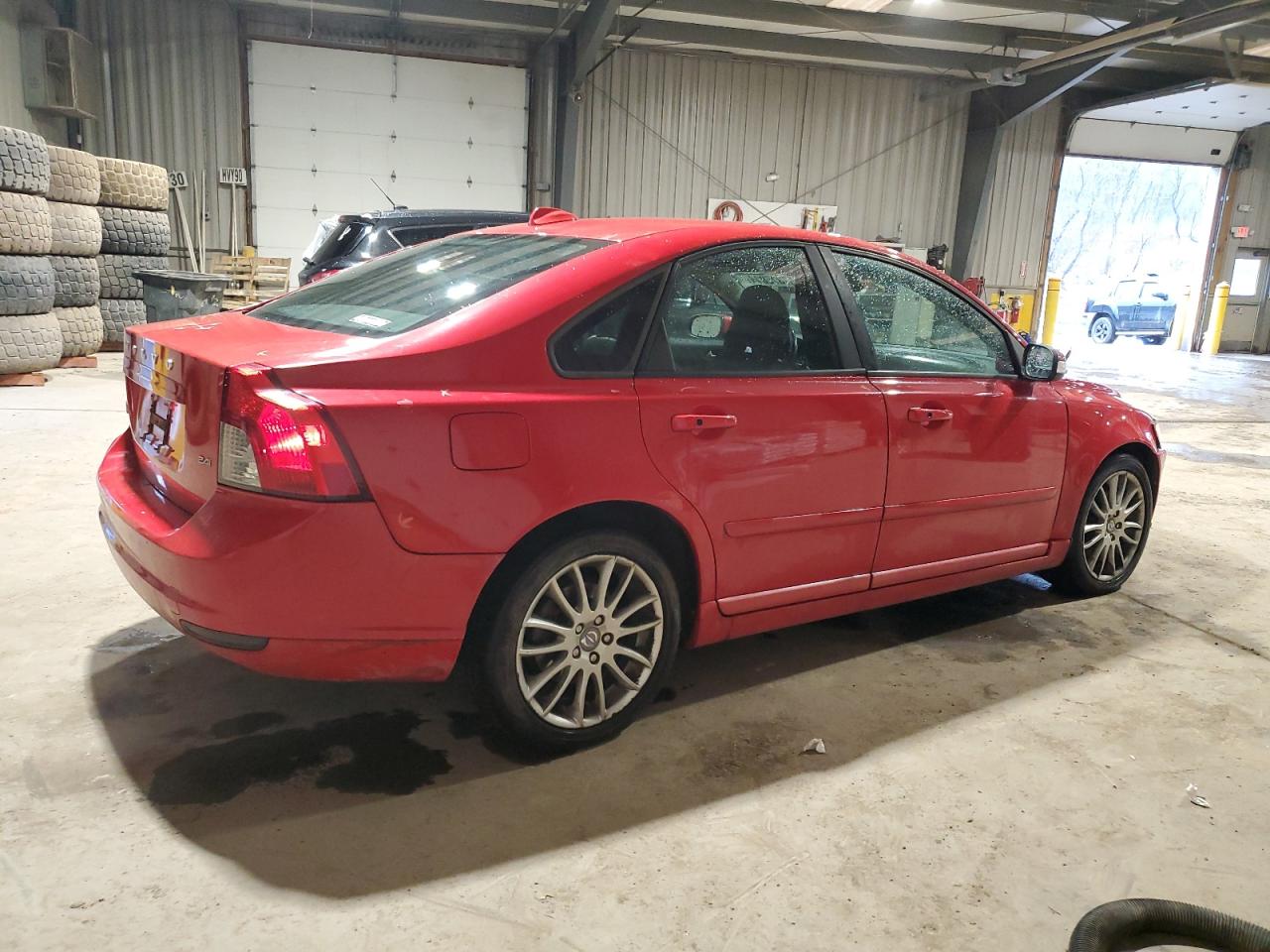 2010 Volvo S40 - Image 3